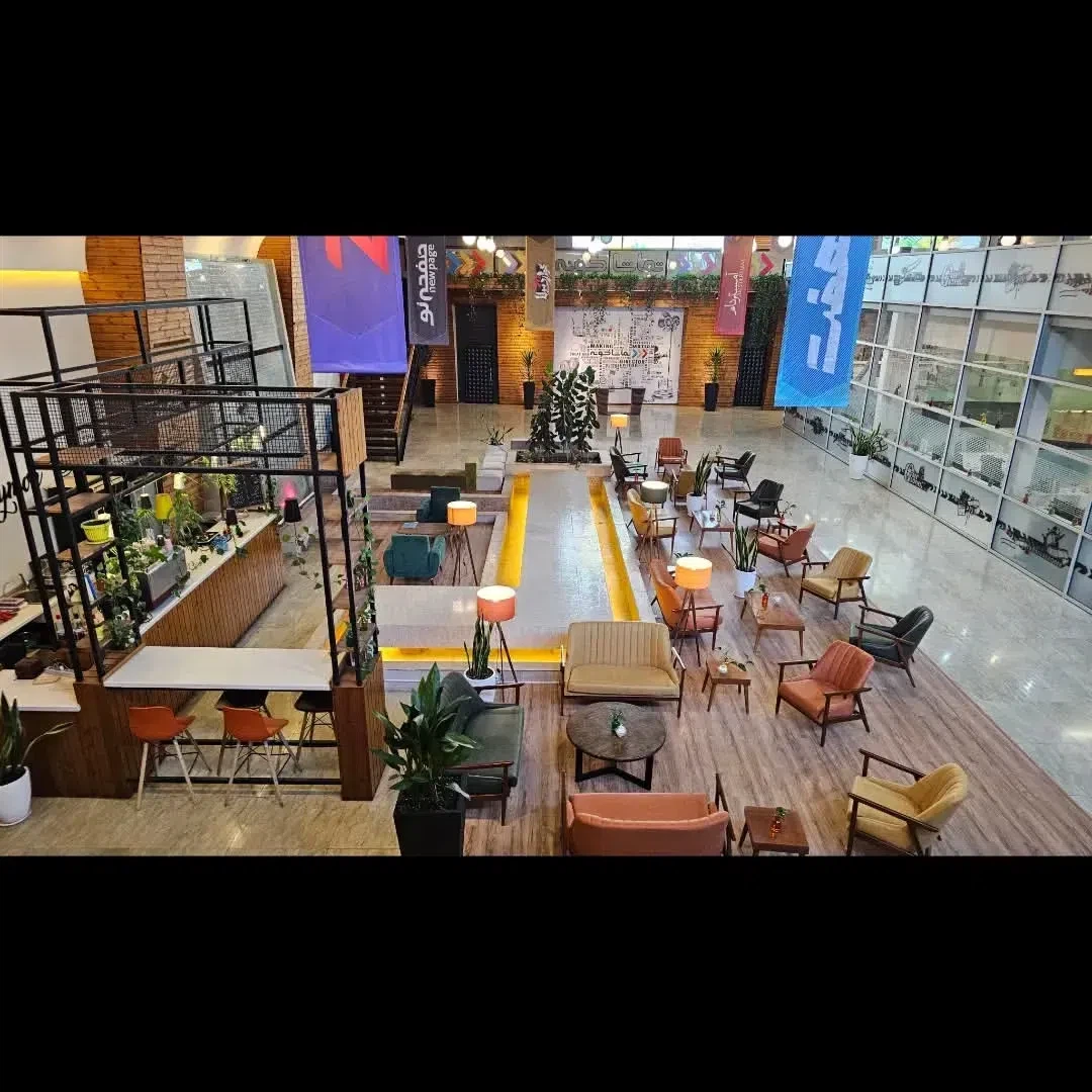 مجموعه رایمون مدیا